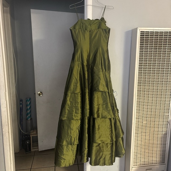 Mason Green Strapless Ruched Gown for Prom size S/M - Picture 8 of 9